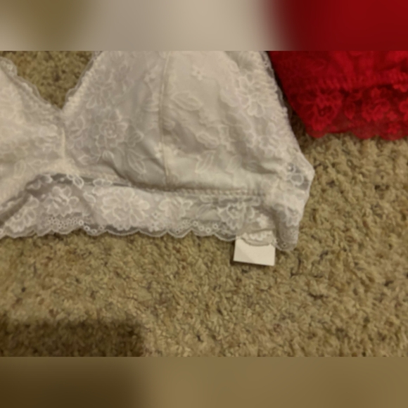 5 Gilly Hicks Halter bras - Picture 10 of 10